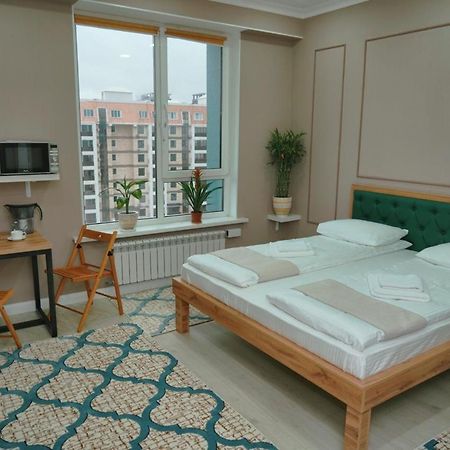 Halal Apart Hotel Almaty Esterno foto